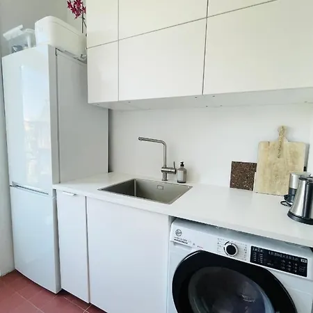 Bed & Breakfast Stylish Double In Den Haag